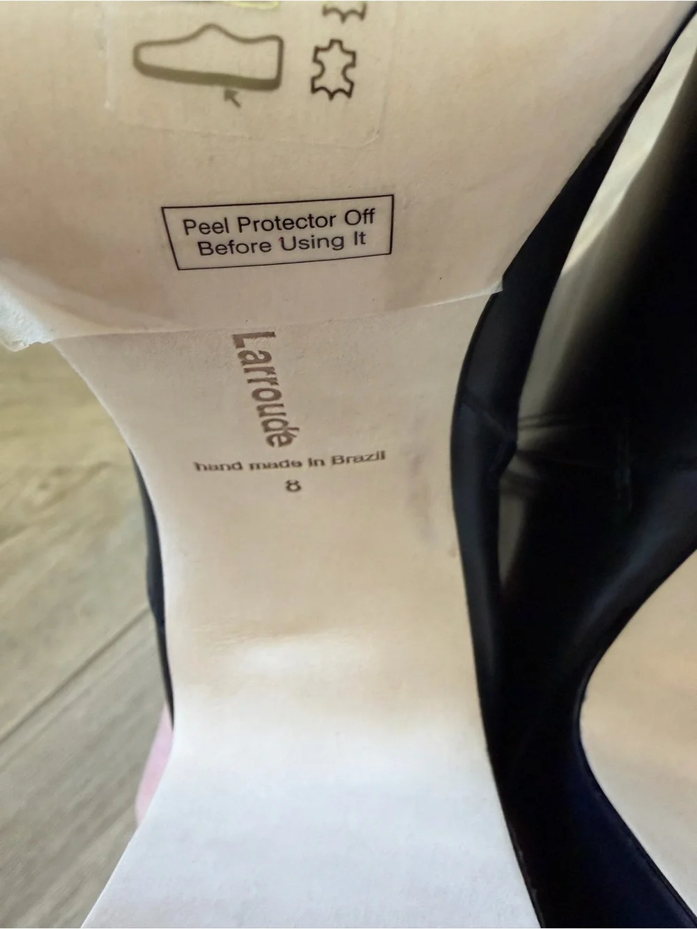 Larroude Dolly Verona Low Boot In Black Leather Size 8 Luxury Neutral